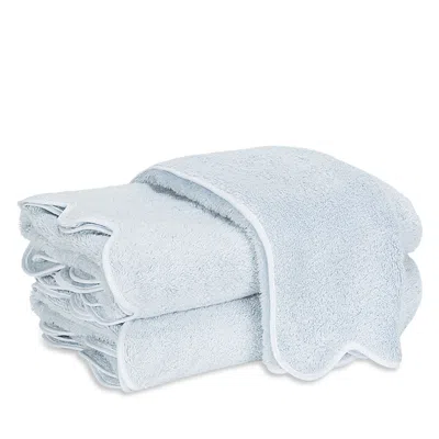 Matouk Cairo Scallop Bath Sheet In Blue