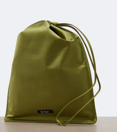 WISH SILK DUCHESSE POUCH