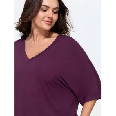 Bloomchic Supersoft Stretchy V-neck Plain T-shirt In Deeppurplered