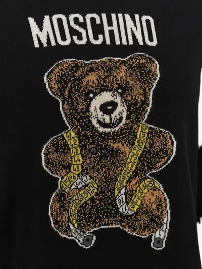 Moschino Virgin Wool Ribbed Crewneck Long-sleeve T-shirt In Black