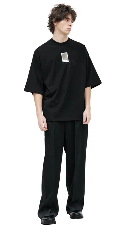 Doublet In Black