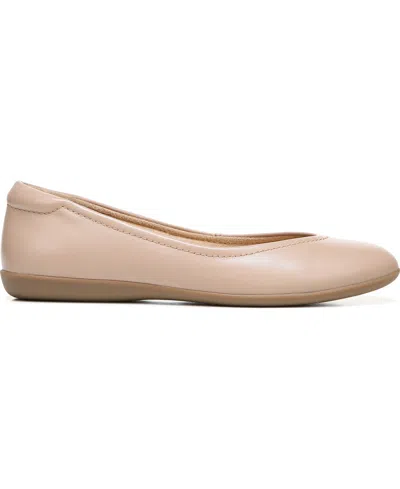 Naturalizer Vivienne Womens Slip On Flats In Neutral
