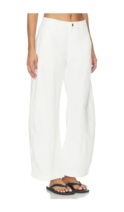 Lioness Sideline Jeans In White