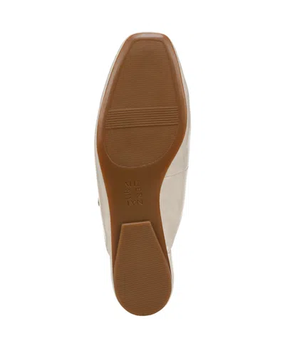 Naturalizer Apple Mule In White