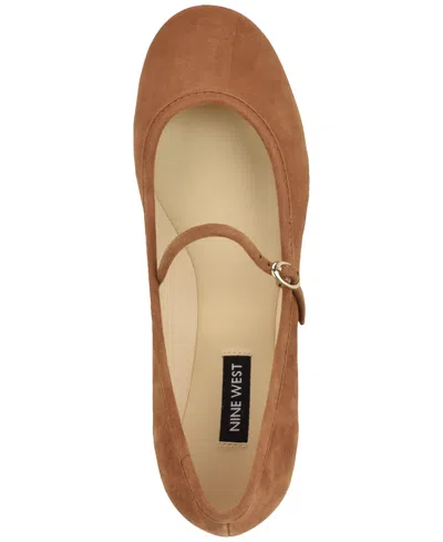 Nine West Classik Mary Jane Flat In Brown