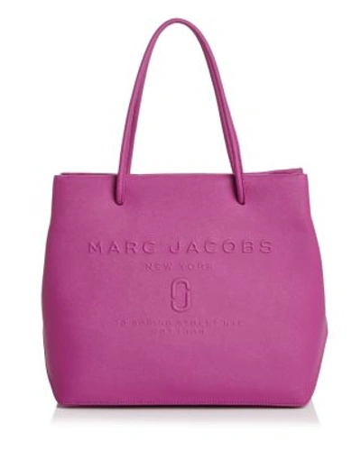 Marc Jacobs Logo East/west Leather Tote In Lilac