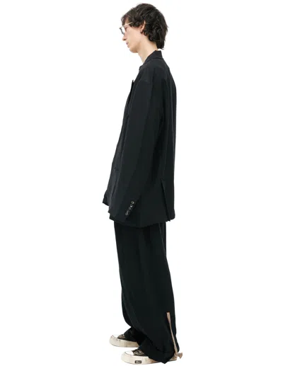 Ziggy Chen In Black