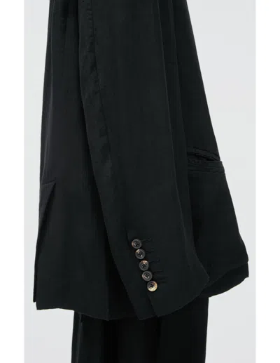 Ziggy Chen In Black