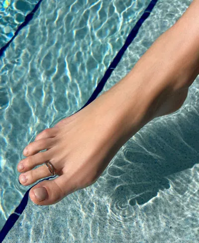 Adornia Silver Plated Double Line Adjustable Toe Ring In Silver