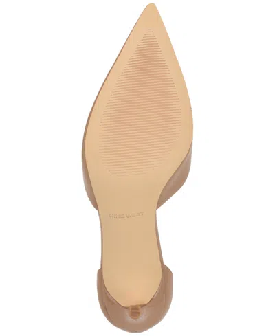 Nine West Collae Pointed Toe Pump In Neutral