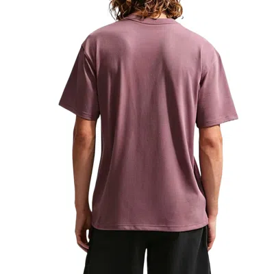 Nike Solar Chase T-shirt In Pink