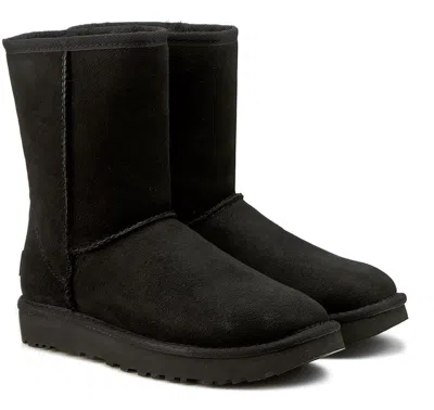 Ugg Black Classic Short Ii Boots In Black