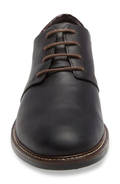 Naot Plain Toe Derby In Black