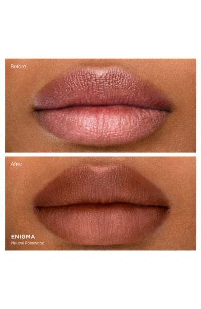 Hourglass Phantom Blur Balm In Brown