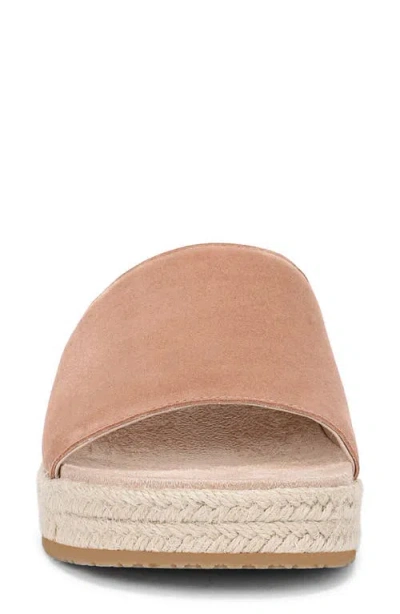 Vionic Yasmina Platform Slide Sandal In Neutral