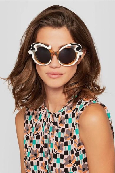 Shop Prada 板材猫眼太阳镜