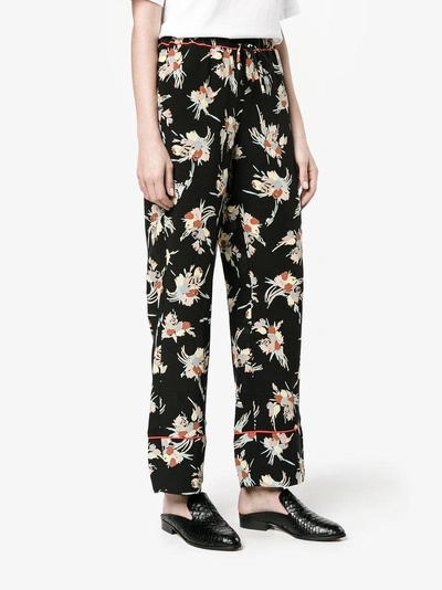 Shop Marni Seidenhose Mit Floralem Print In Black