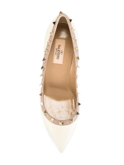 Shop Valentino Garavani Rockstud Pumps - Farfetch