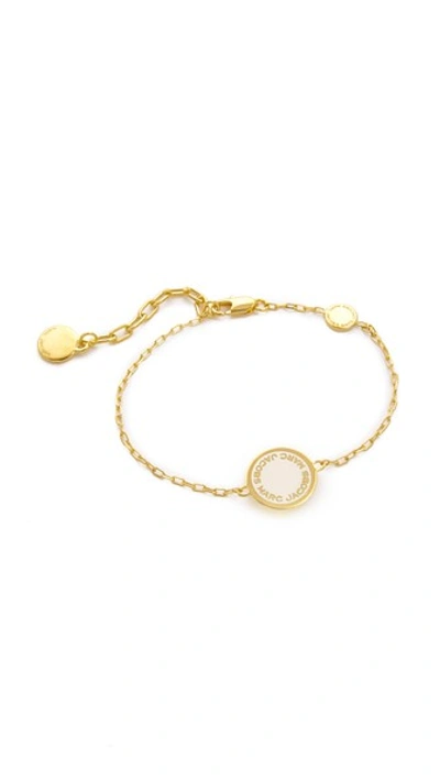 Marc Jacobs Enamel Logo Disc Bracelet In Cream