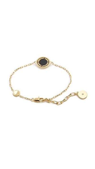 Shop Marc Jacobs Enamel Logo Disc Bracelet In Black/oro