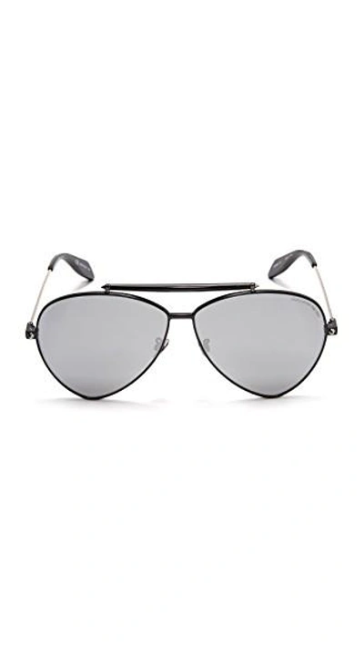Shop Alexander Mcqueen Flat Lens Teardrop Pilot Aviator Sunglasses In Black/silver