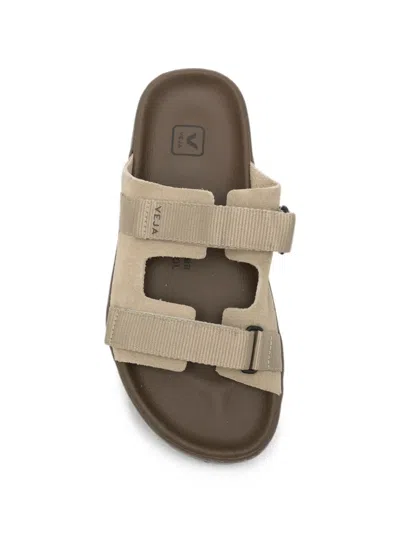 Veja Arpoador Slides In Brown