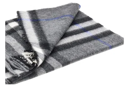 Burberry Marlborugh Grey Wool Scarf In Gray
