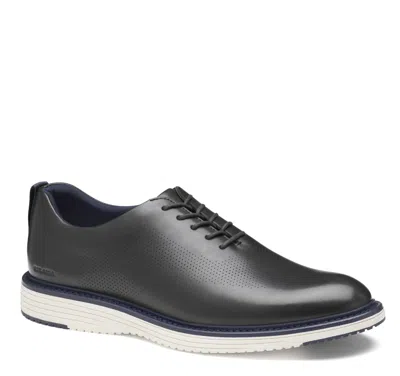 Johnston & Murphy Upton One-piece Perfed Plain Toe In Black