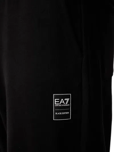 Ea7 로고 패치 트랙팬츠 In Black
