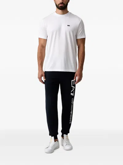 Ea7 로고 디테일 티셔츠 In White