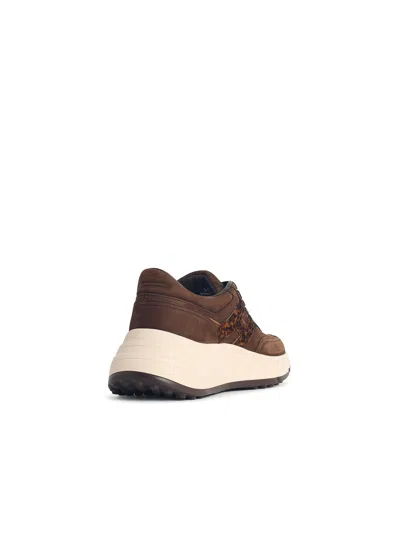 Hogan Sneakers Interactive In Marrón