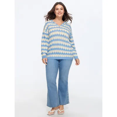 Bloomchic Wavy Stripe Hollow Hooded Pullover In Blue
