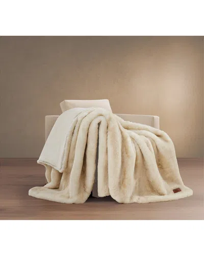 Frye Luxe Heavyweight Fluffy Oversized Throw In Nude