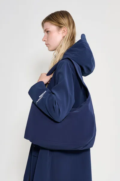 Stutterheim Ewa Bag Matte In Navy