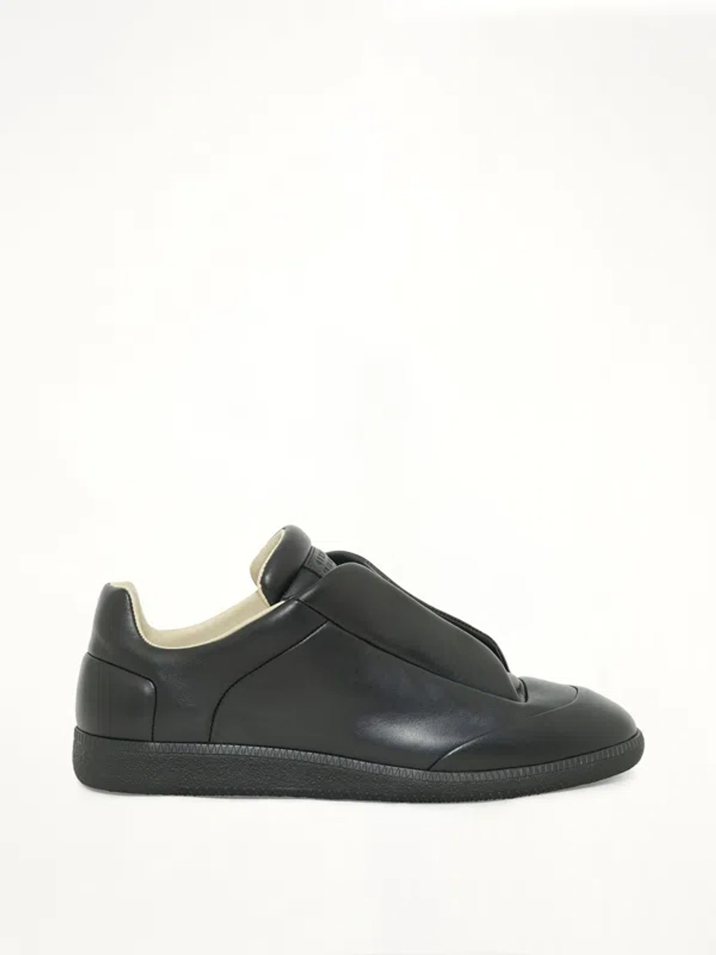 Maison Margiela Future Low Top Sneaker In Black | ModeSens