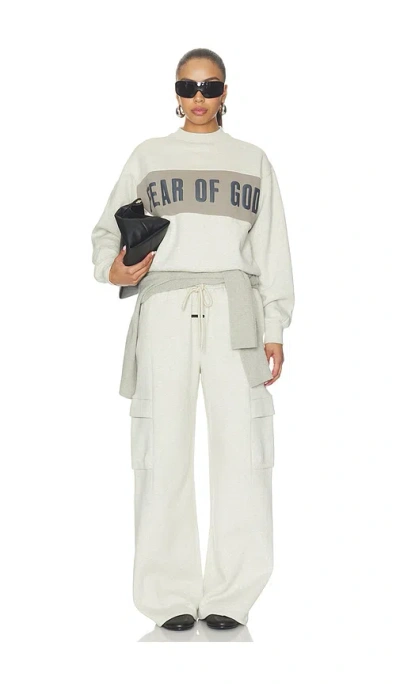 Essentials Classic Sweatshirt In White