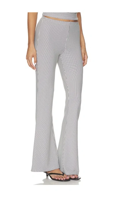 Superdown Libbie Bootcut Pant In 灰色条纹