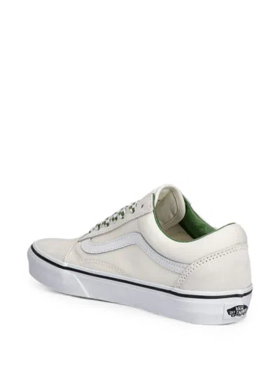 Vans Old Skool Sneakers In White