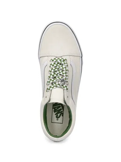 Vans Old Skool Sneakers In White