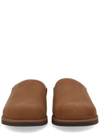 Ugg Matte Finish Smooth Rounded Toe Clogs In Brown