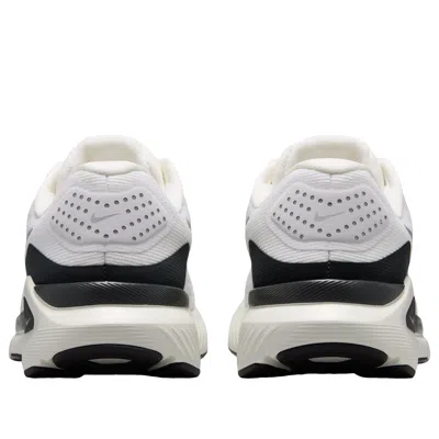 Nike Womens Structure 26 Ess In White