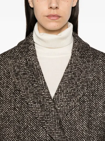 Tagliatore Herringbone-pattern Double-breasted Coat In Burgundy