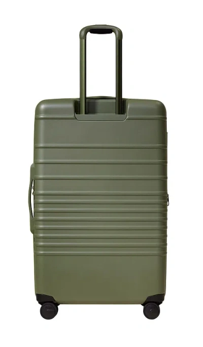 Beis The Large Check-in Roller In Olive