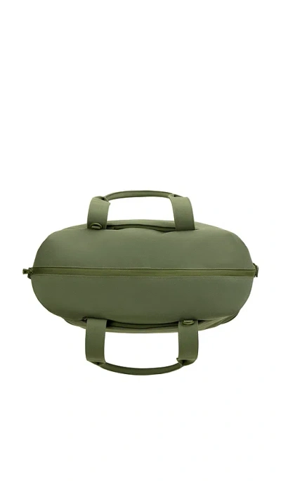 Beis The Weekend In Olive