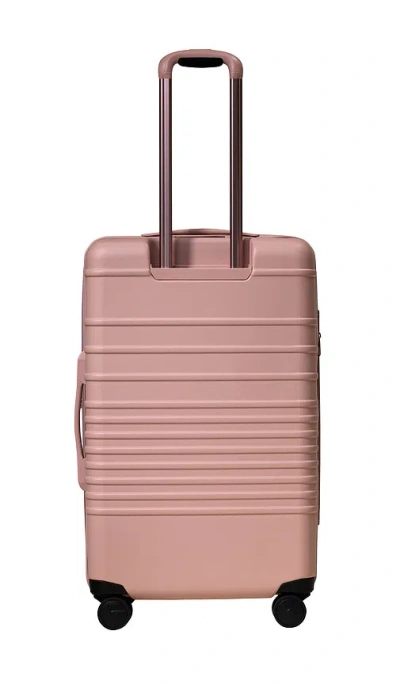 Beis The Medium Check-in Roller In Atlas Pink