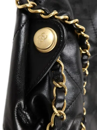 Chanel 22  Quilted Backpack In Black
