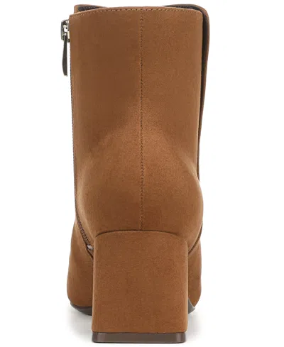 Naturalizer Delaney Bootie In Brown