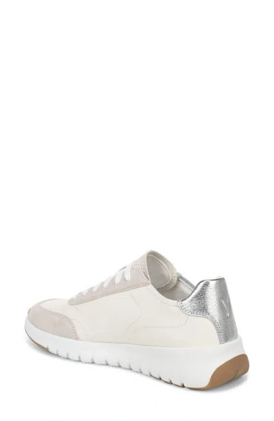 Vionic Uptown Platform Sneaker In Multi