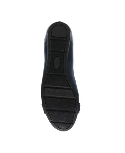 Anne Klein Akable Flat In Blue