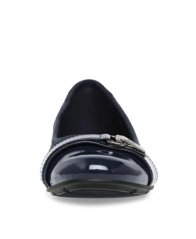 Anne Klein Akable Flat In Blue